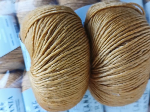 Urania lang yarns - 50,
